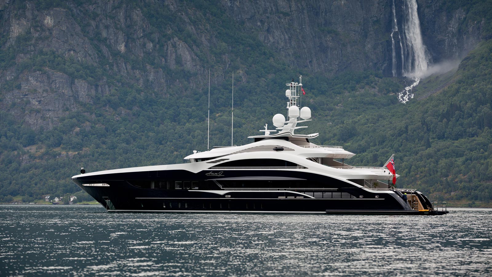 ann g yacht