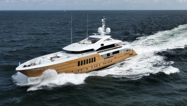 yacht reliance owner