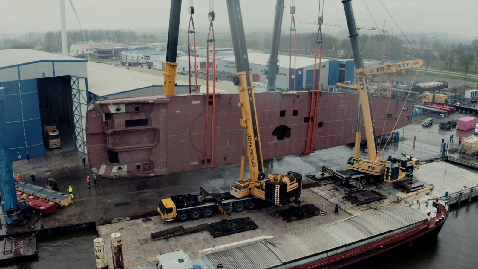 YN20067 Project Sparta construction update: hull turning - Heesen Yachts