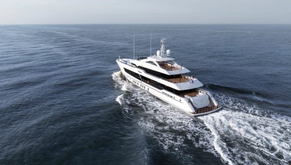 reliance yacht heesen